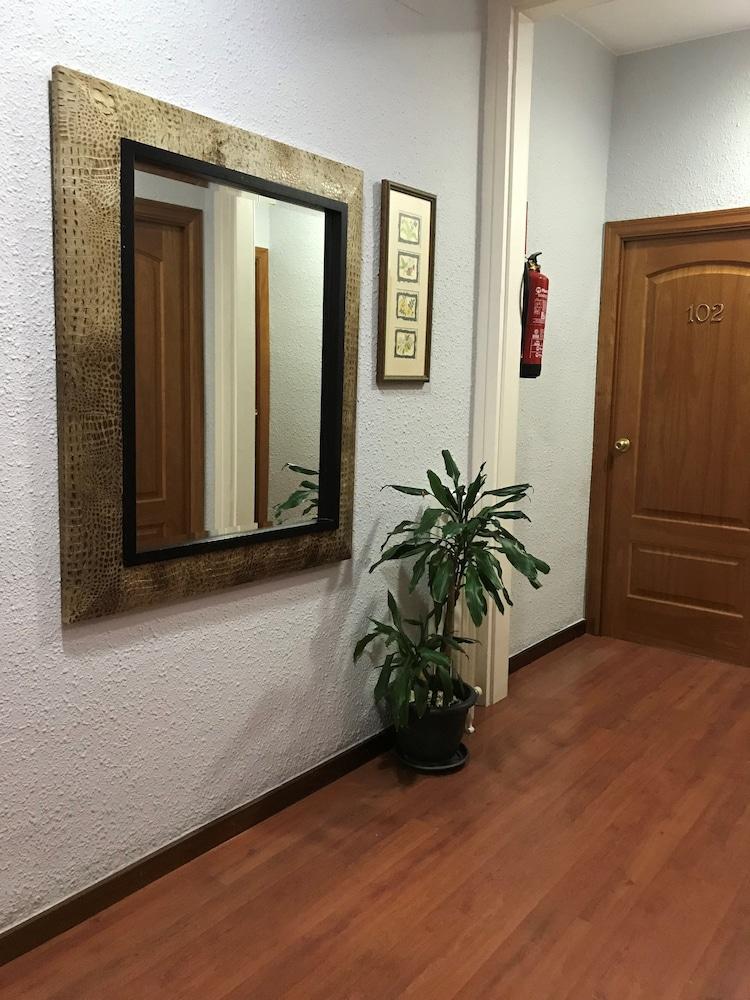 Hotel Pelayo Barcelona Ngoại thất bức ảnh